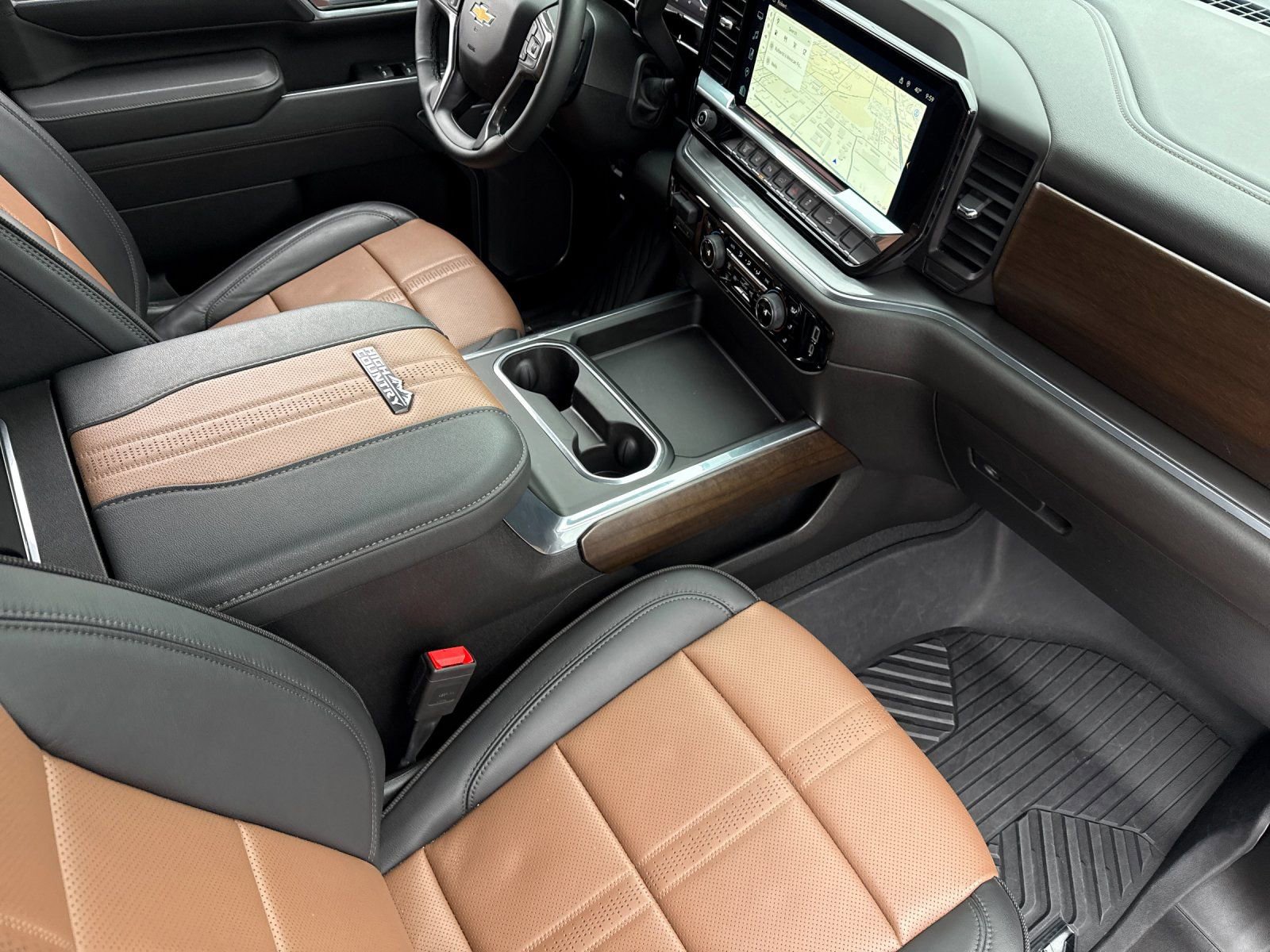 Used 2025 Chevrolet Silverado 3500 High Country w/ Technology Package image 17