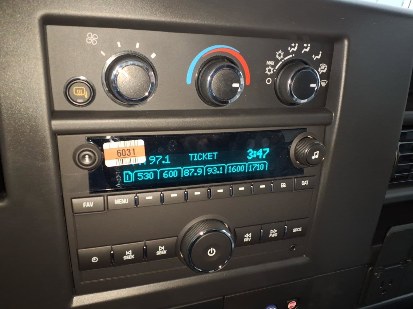 New 2025 GMC Savana 2500 Extended w/ Driver Convenience Package image 15