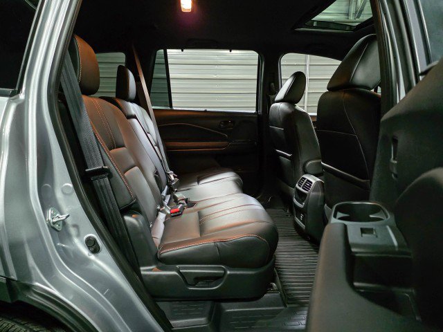 Used 2023 Honda Passport TrailSport image 16