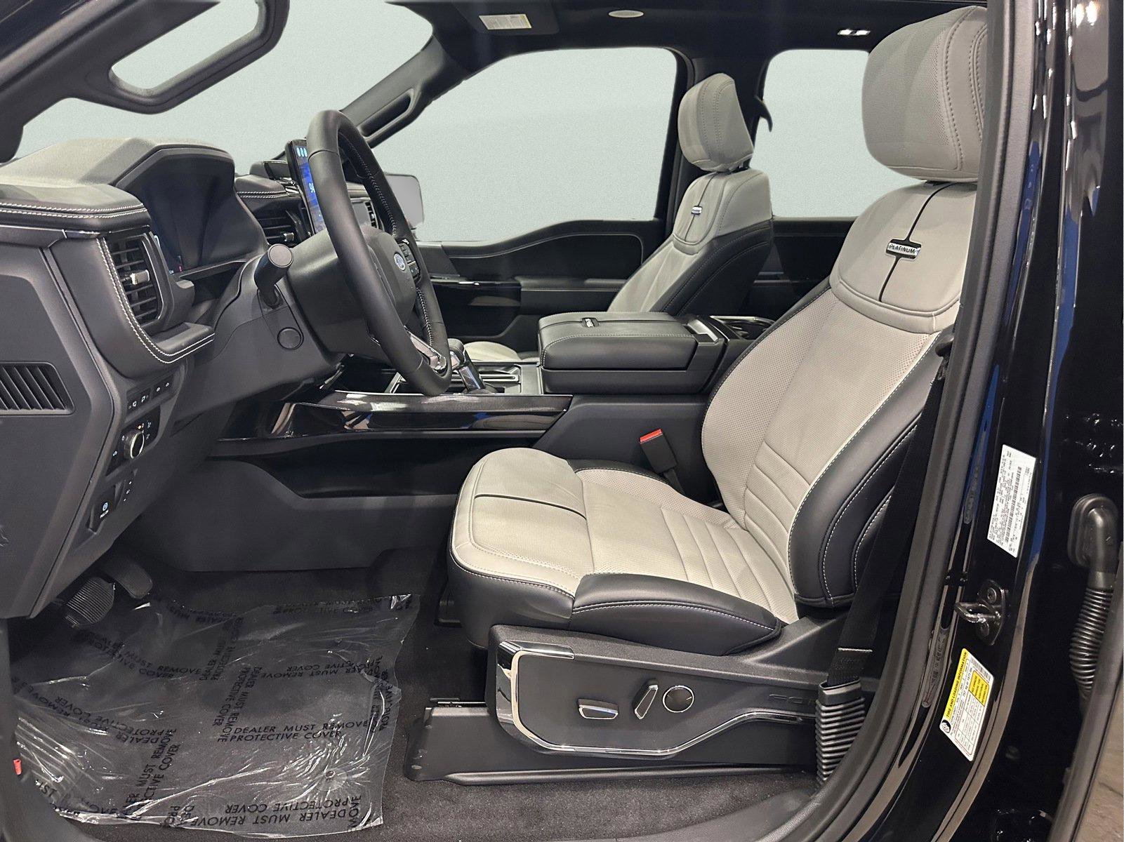 New 2023 Ford F150 Lightning Platinum AWD/4WD image 28