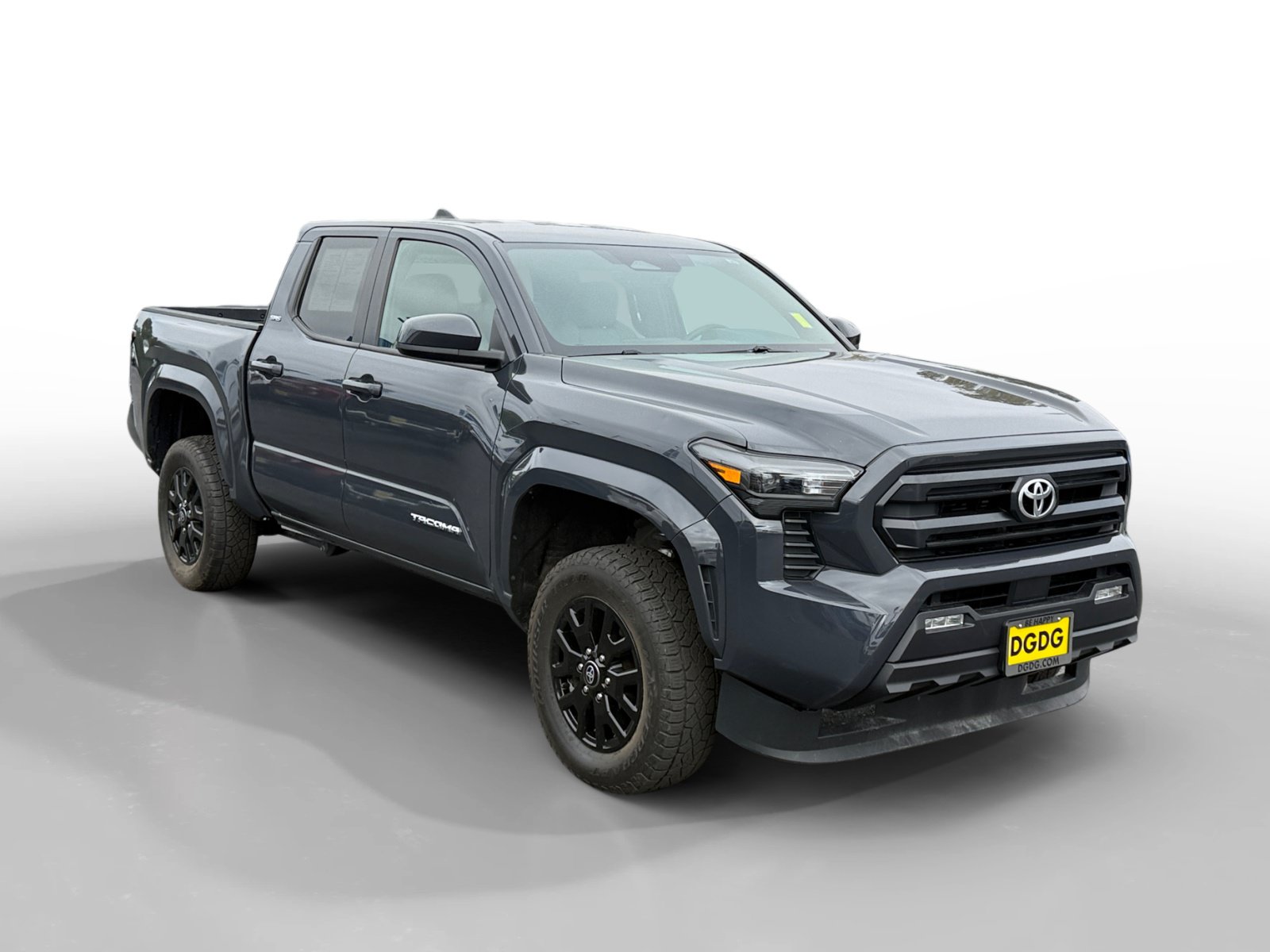 Used 2024 Toyota Tacoma SR5 AWD/4WD image 7