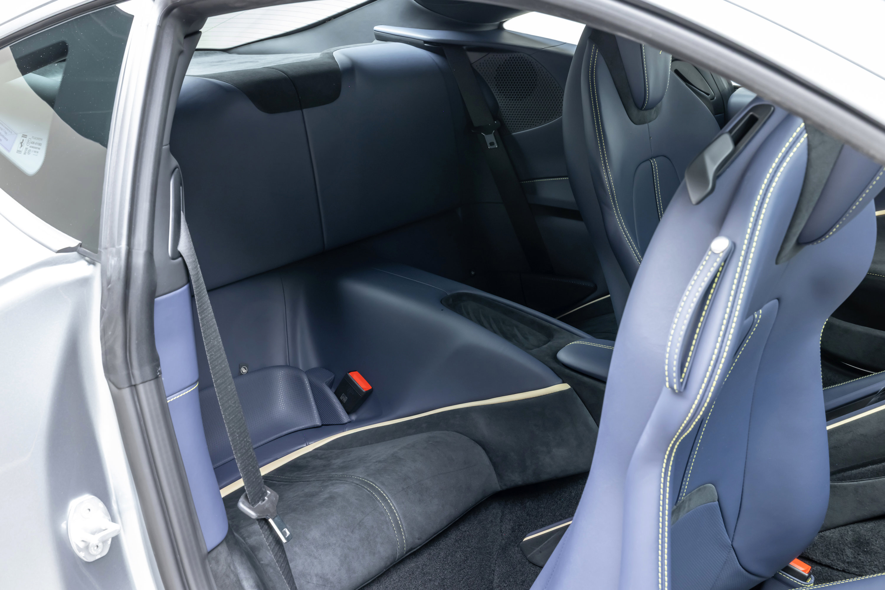 Used 2023 Ferrari Roma RWD image 90