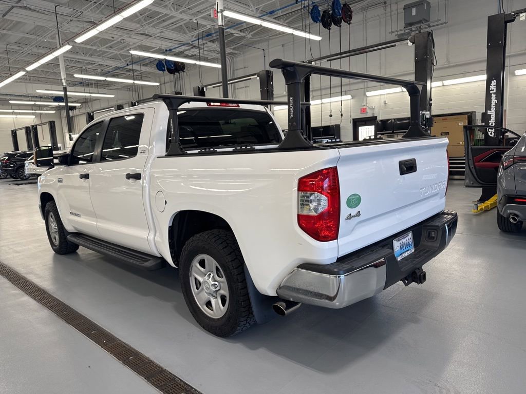 Used 2017 Toyota Tundra SR5 w/ SR5 Upgrade Package AWD/4WD image 31