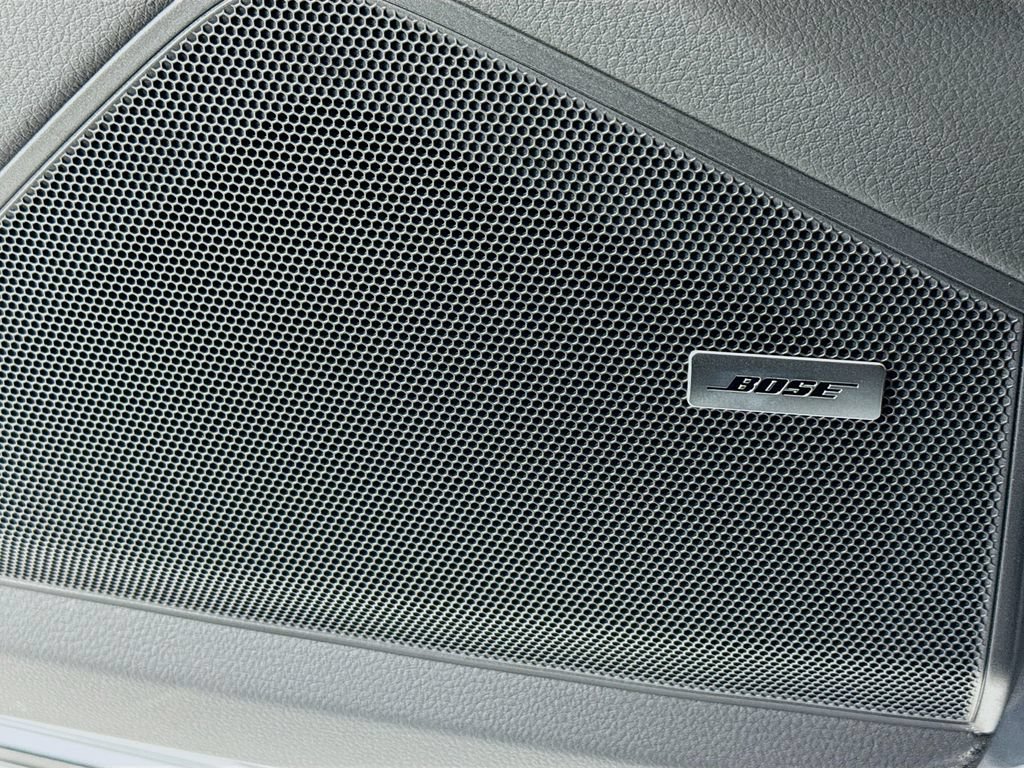 New 2026 Porsche Cayenne S AWD/4WD image 12