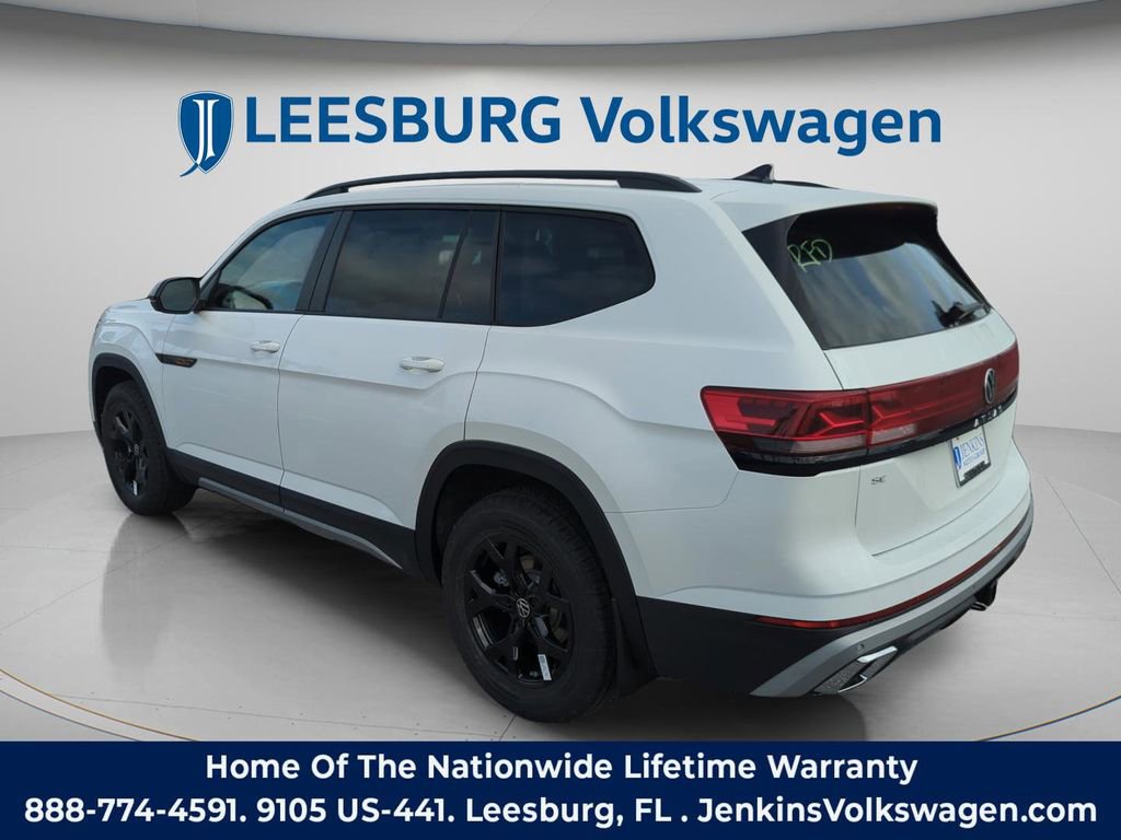 New 2026 Volkswagen Atlas Peak Edition image 9