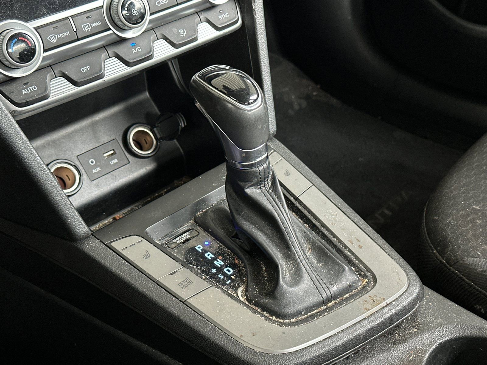 Used 2020 Hyundai Elantra Value Edition w/ Cargo Package (C1) FWD image 19