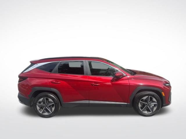 Used 2025 Hyundai Tucson SEL FWD image 6