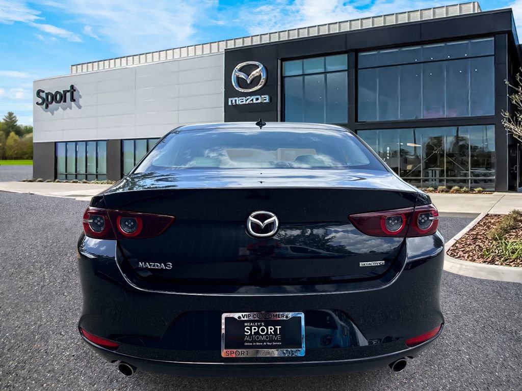 Used 2019 MAZDA MAZDA3 Sedan w/ Premium Package image 4
