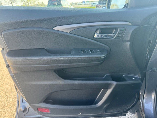 Used 2021 Honda Ridgeline RTL image 11