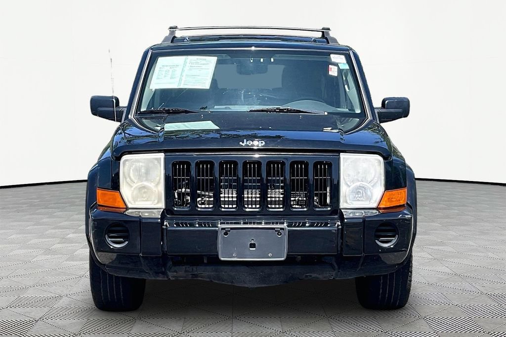 Used 2006 Jeep Commander 4WD image 2