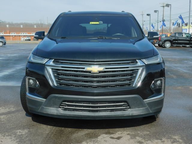 Used 2023 Chevrolet Traverse LT image 3