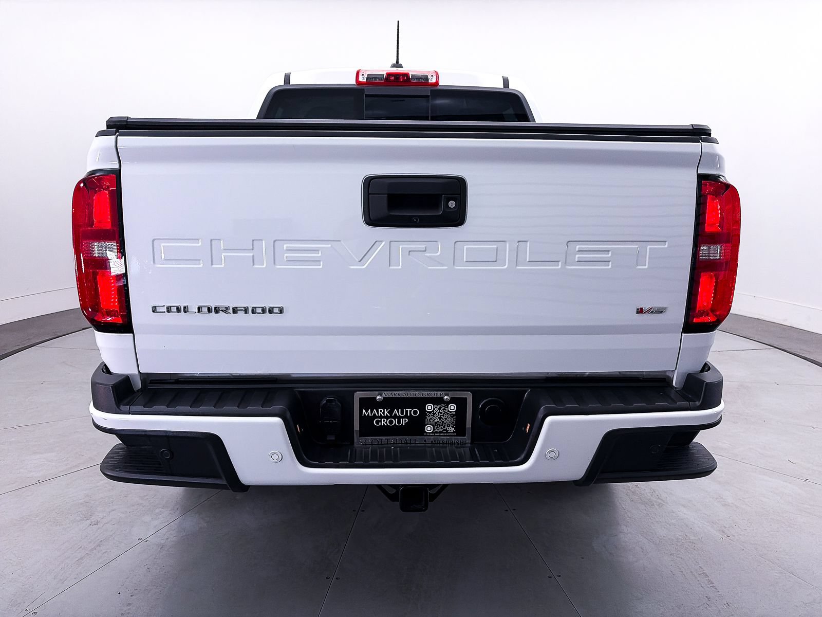 Used 2021 Chevrolet Colorado LT w/ Safety Package RWD image 13