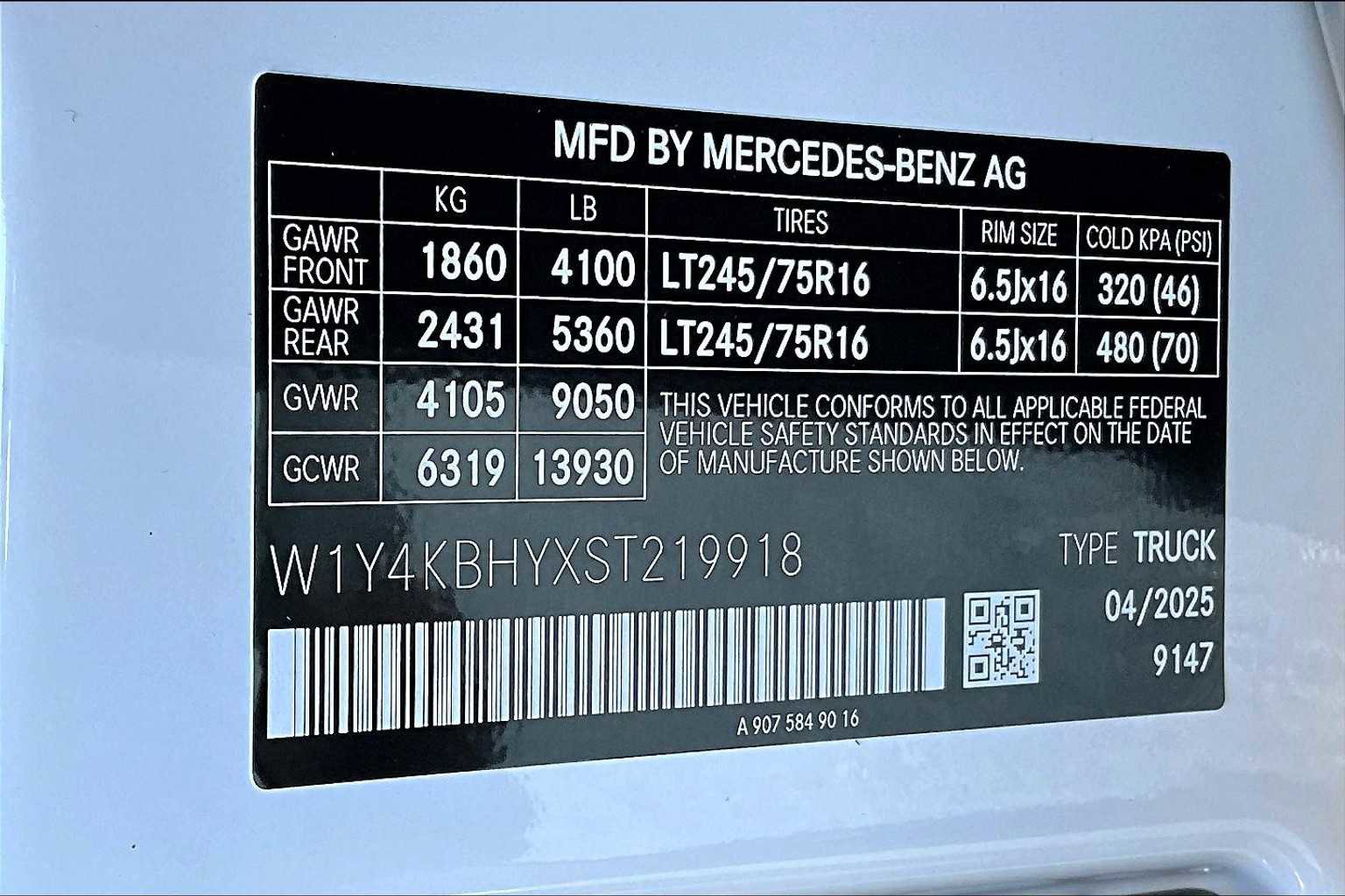 New 2025 Mercedes-Benz Sprinter 2500 image 12