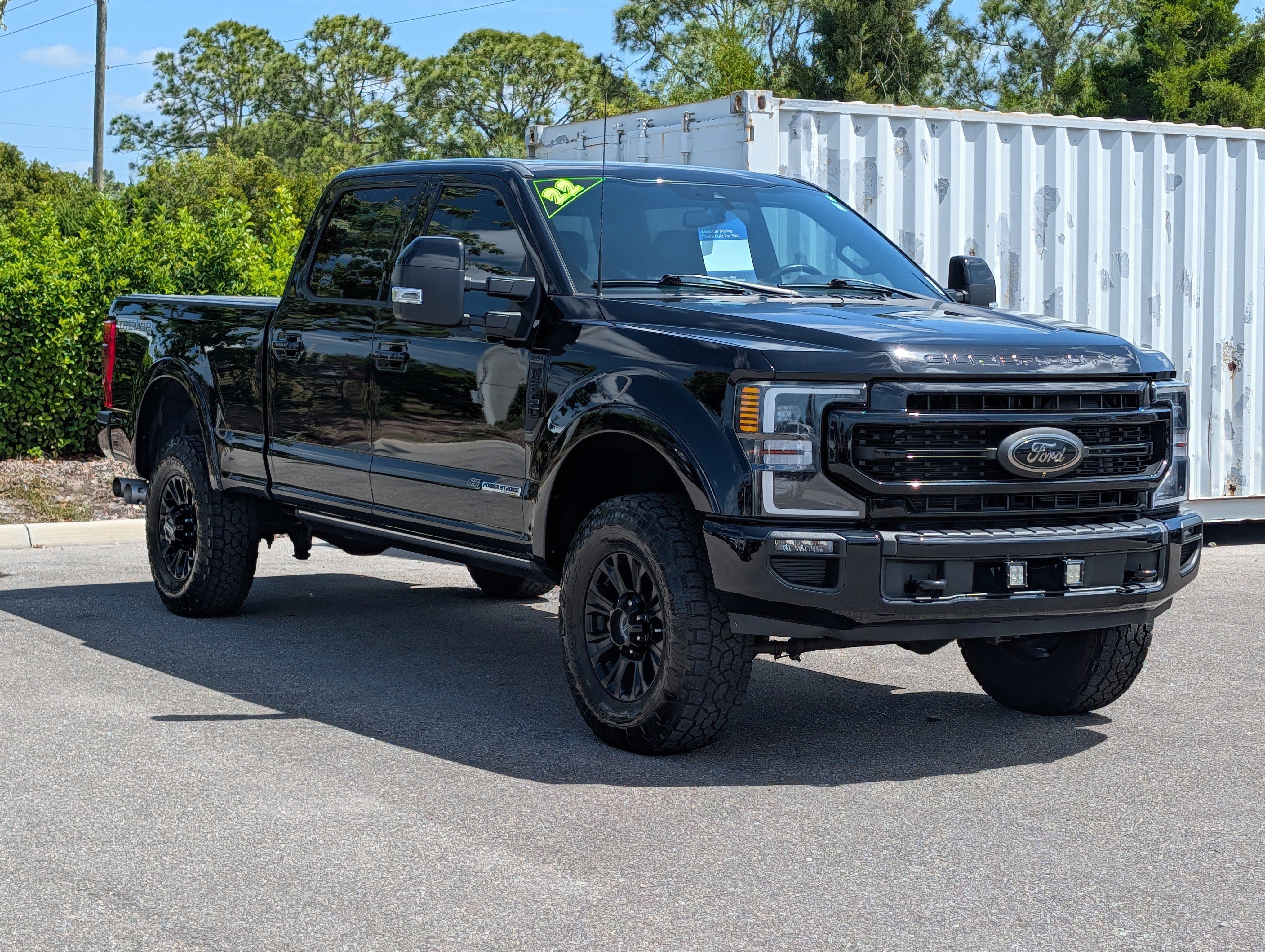 Certified 2022 Ford F250 Lariat w/ Tremor Off-Road Package image 2
