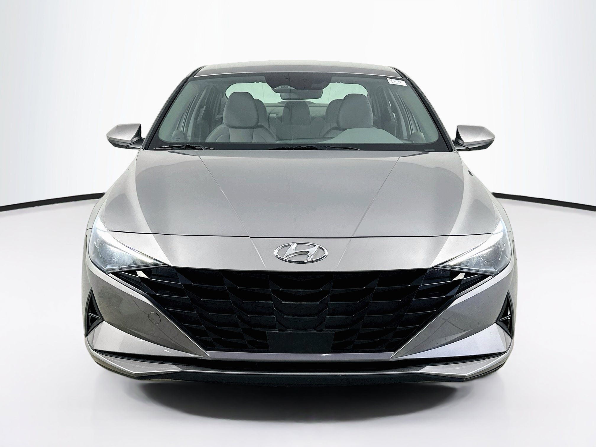 Used 2023 Hyundai Elantra SEL w/ Convenience Package FWD image 2