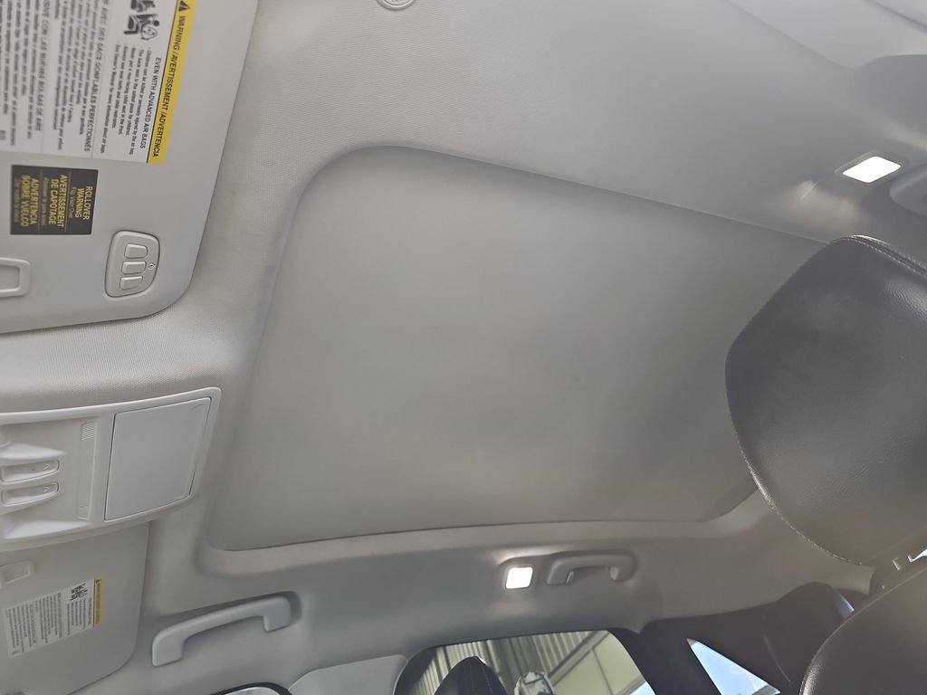Used 2021 Ford Escape Titanium AWD/4WD image 30