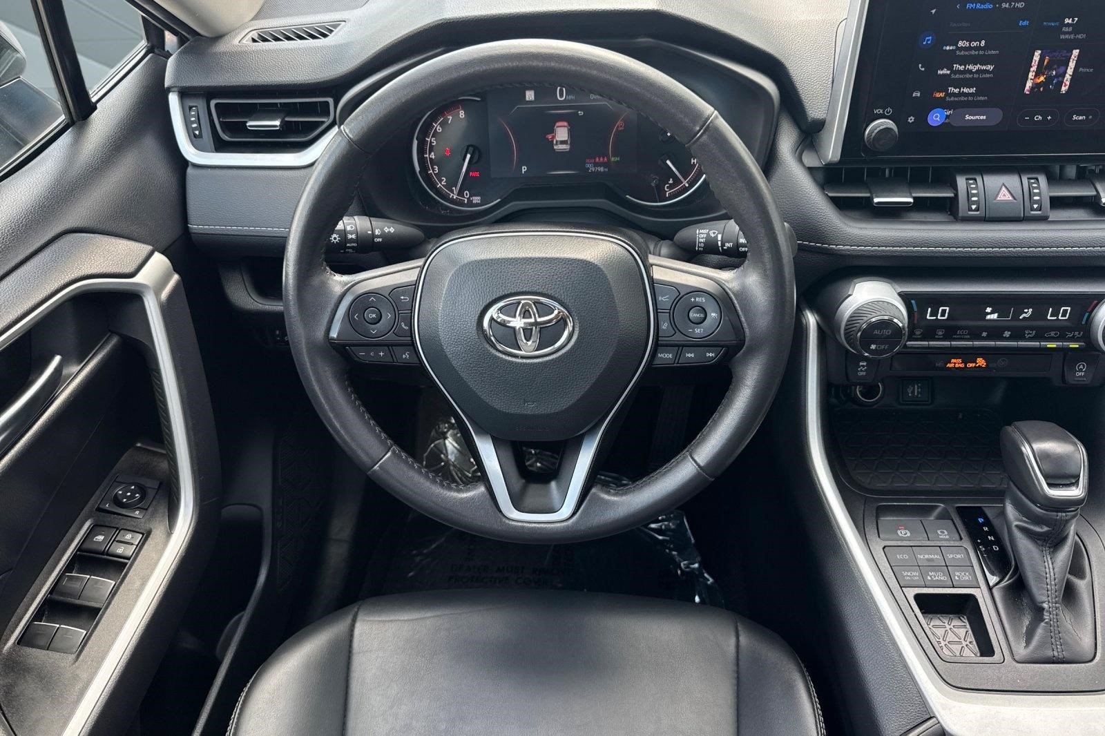 Used 2025 Toyota RAV4 XLE Premium AWD/4WD image 30