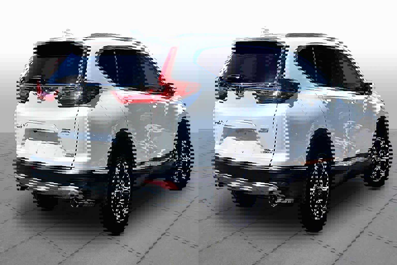 Used 2018 Honda CR-V Touring image 13