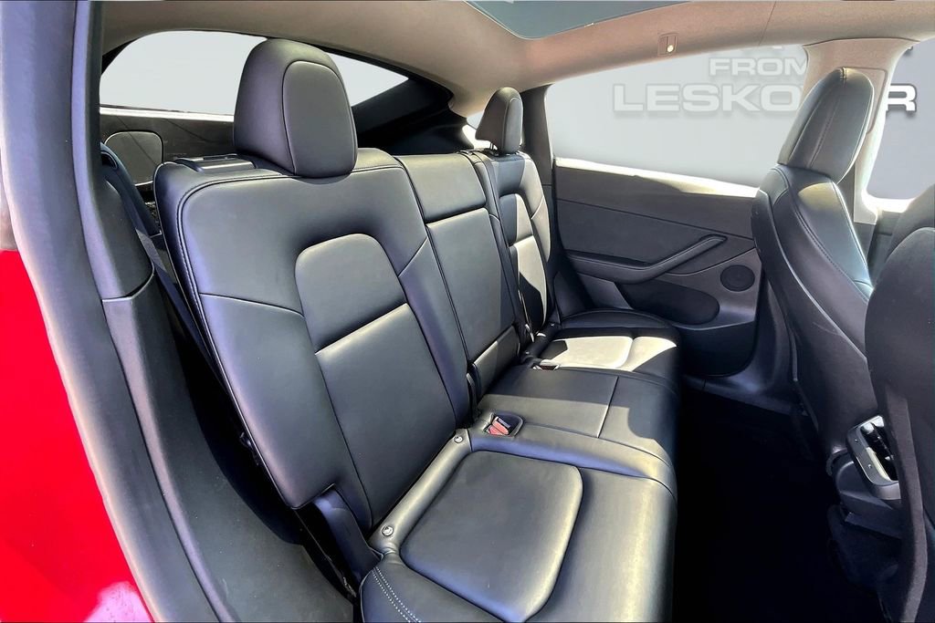Used 2021 Tesla Model Y Long Range image 27