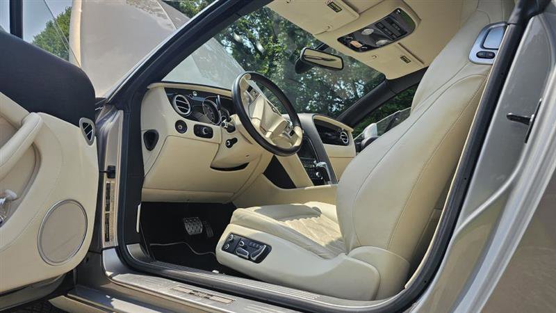 Used 2015 Bentley Continental GT image 14