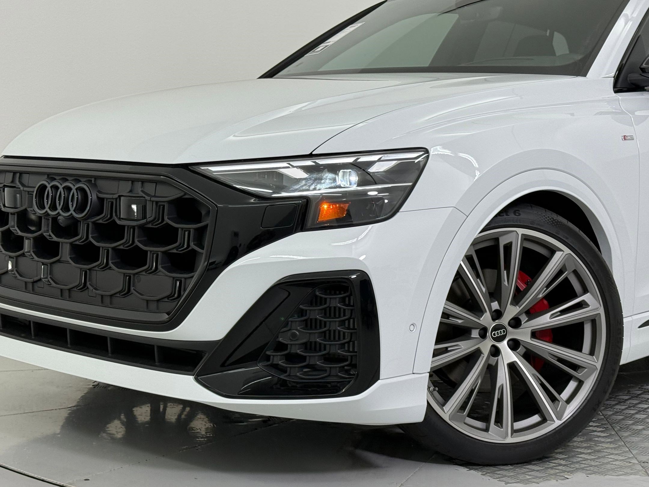 New 2026 Audi Q8 Prestige image 11