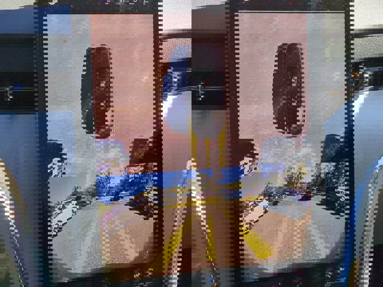 New 2025 Volvo EX90 Ultra image 21