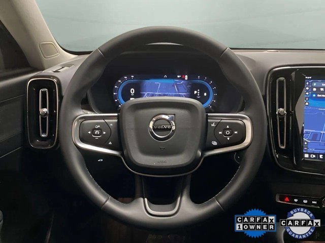 Used 2025 Volvo XC40 B5 Core image 11