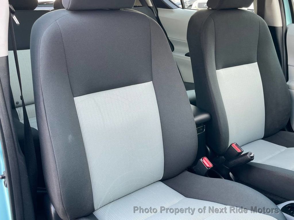 Used 2013 Toyota Prius C Three FWD image 10