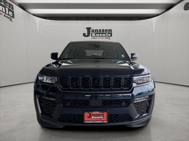 New 2026 Jeep Grand Cherokee Limited AWD/4WD image 14