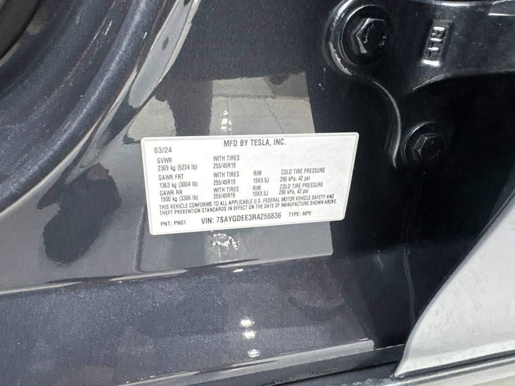 Used 2024 Tesla Model Y Long Range image 86
