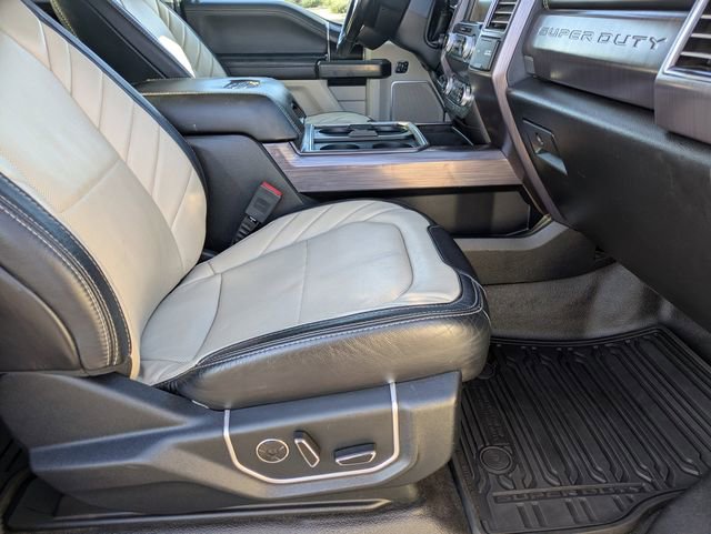 Used 2020 Ford F350 Limited image 12