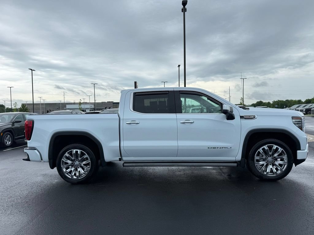 Used 2026 GMC Sierra 1500 Denali AWD/4WD image 4