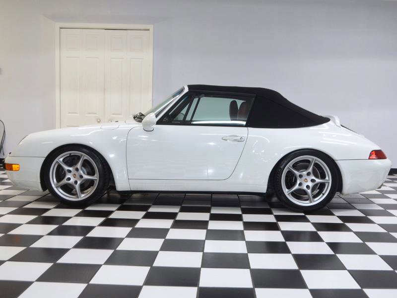Used 1995 Porsche 911 Cabriolet image 6