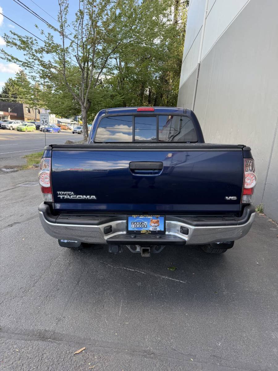 Used 2013 Toyota Tacoma 4x4 Double Cab w/ TRD Off-Road Pkg image 21