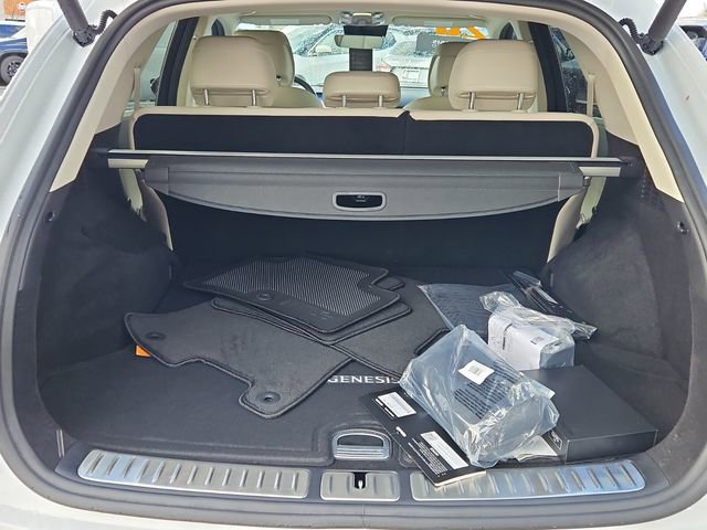 Used 2026 Genesis GV70 2.5T Select image 17