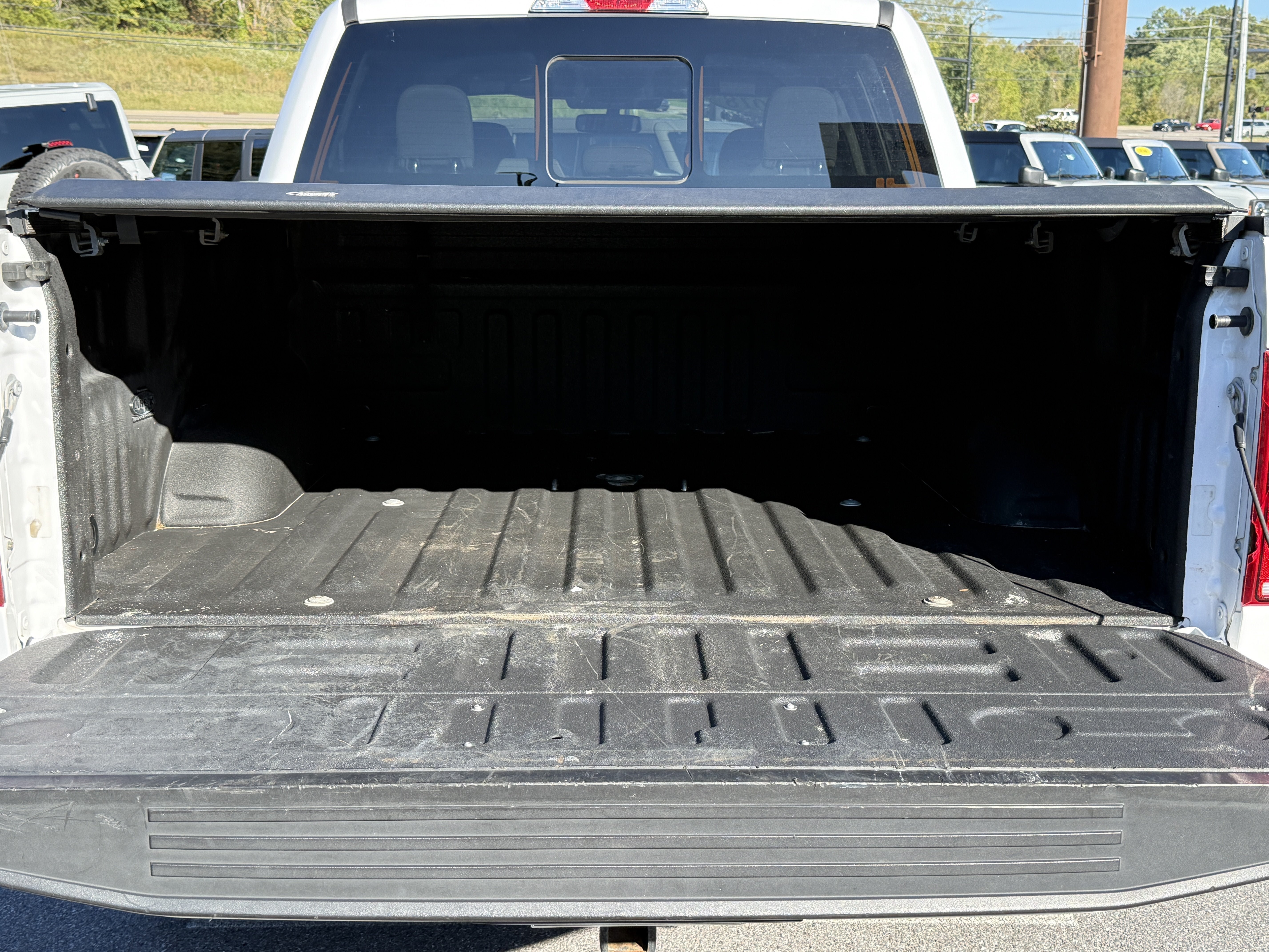 Used 2018 Ford F150 XLT w/ Equipment Group 302A Luxury AWD/4WD image 12