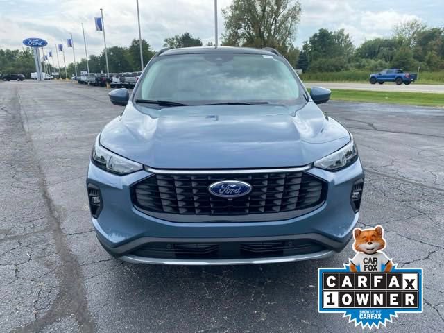 Used 2024 Ford Escape Platinum w/ Premium Technology Package AWD/4WD image 9