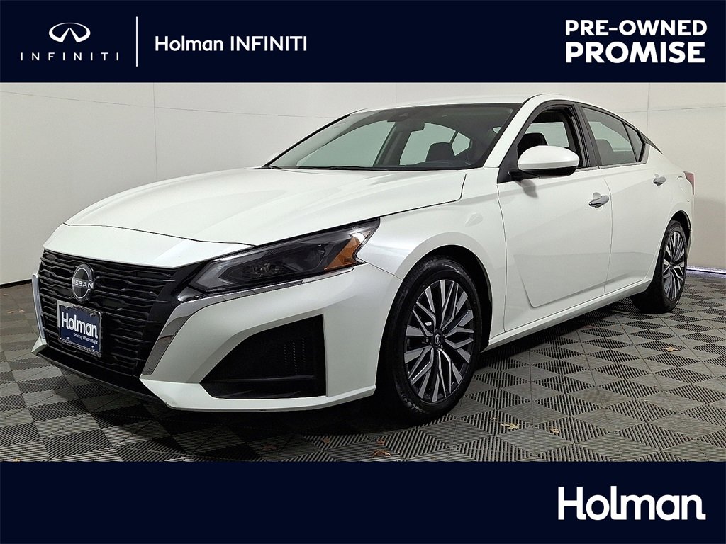 Used 2023 Nissan Altima 2.5 SV