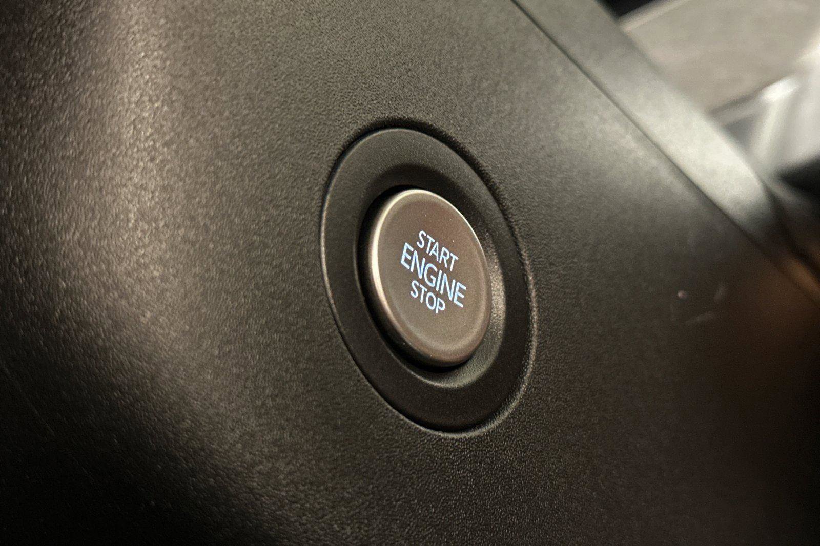 New 2025 Volkswagen ID. Buzz Pro S image 23