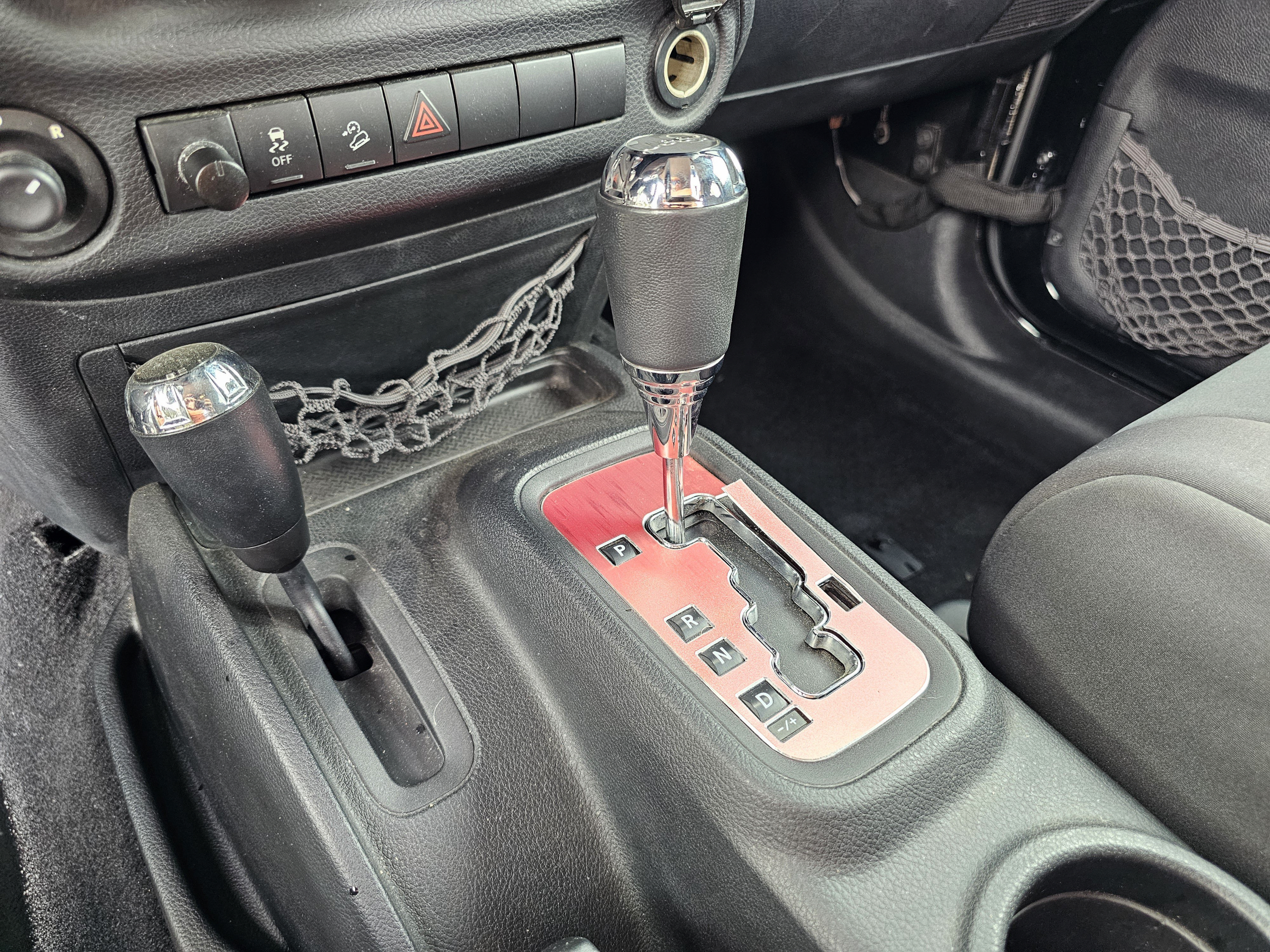 Used 2012 Jeep Wrangler Unlimited Sport AWD/4WD image 24