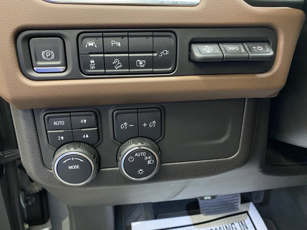 Used 2022 Chevrolet Tahoe High Country image 36