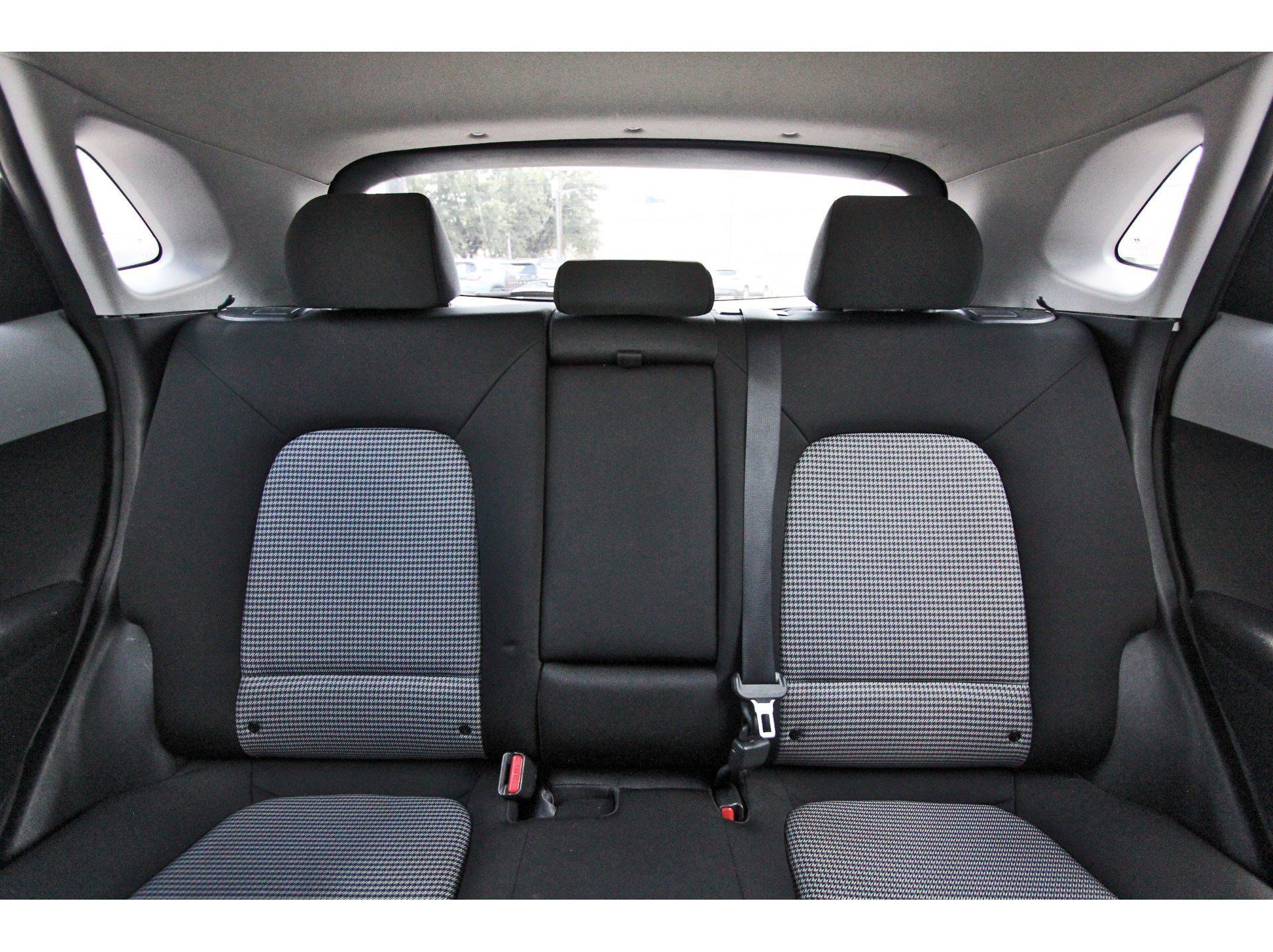 Used 2020 Hyundai Kona SE FWD image 14