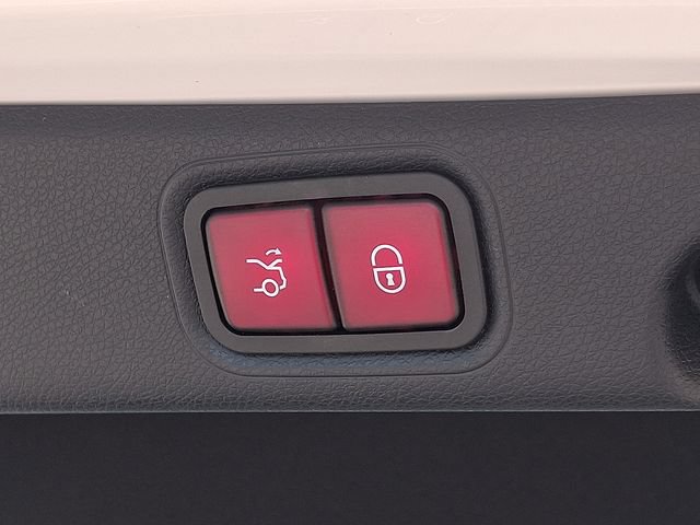 Used 2021 Mercedes-Benz E 350 4MATIC Sedan image 35