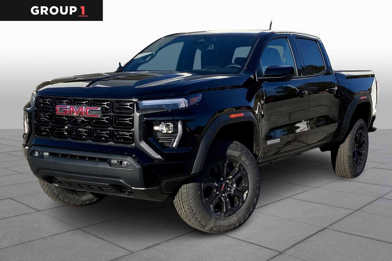 Used 2025 GMC Canyon Elevation w/ Convenience Package