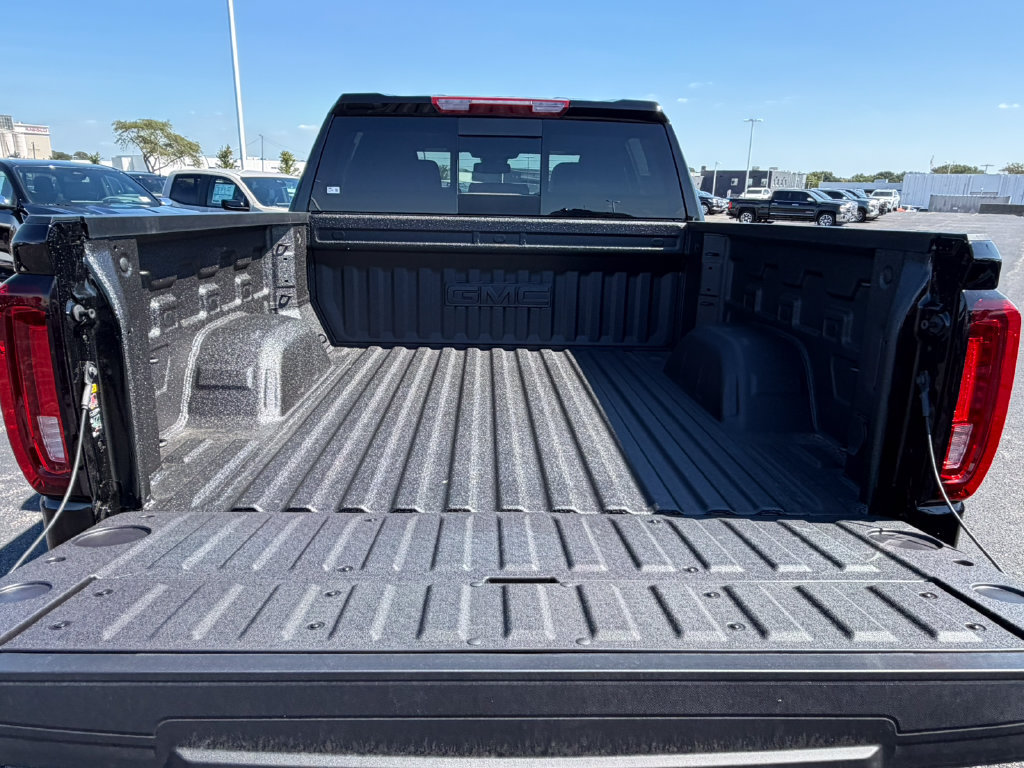 New 2026 GMC Sierra 1500 AT4 w/ AT4 Premium Package AWD/4WD image 13