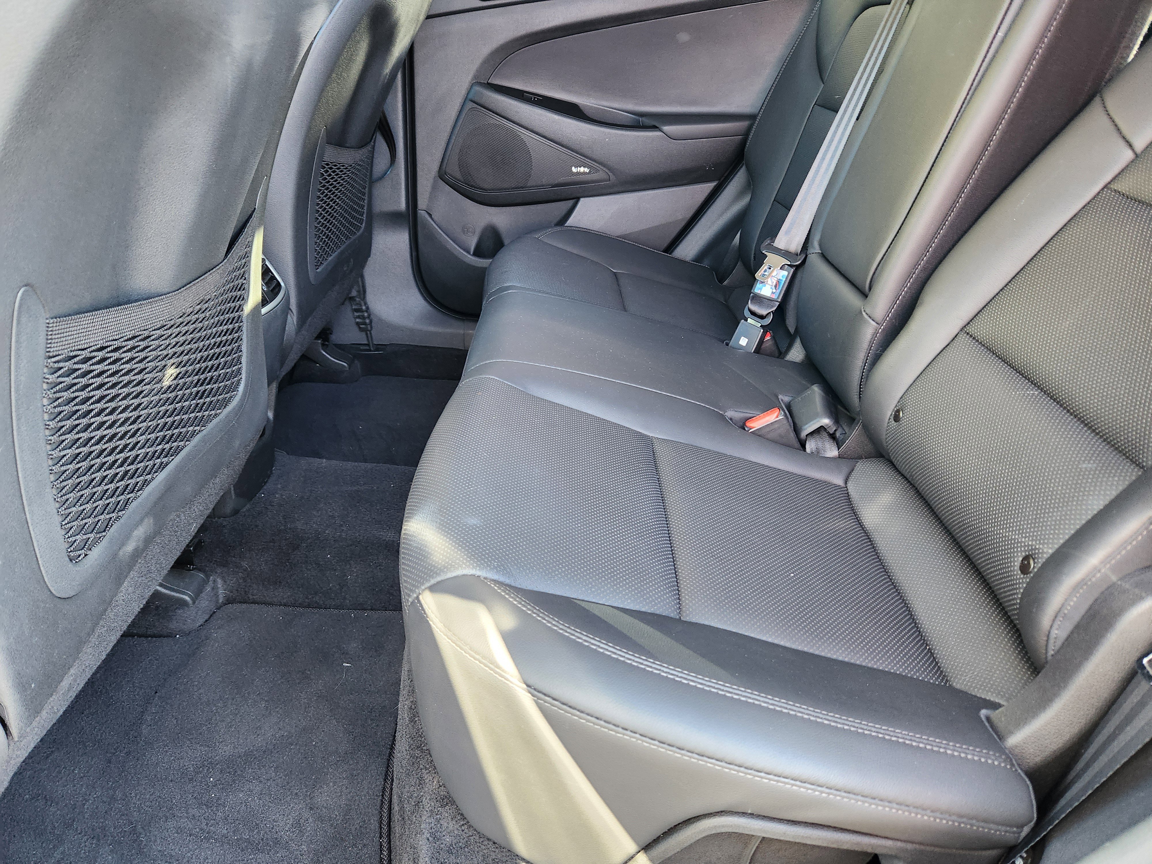 Certified 2021 Hyundai Tucson Limited w/ Cargo Package image 10