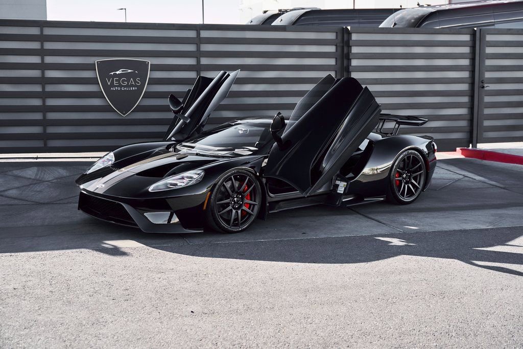 Used 2020 Ford GT Carbon Series image 27