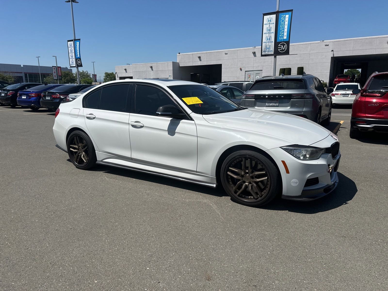 Used 2015 BMW 335i xDrive Sedan AWD/4WD image 2