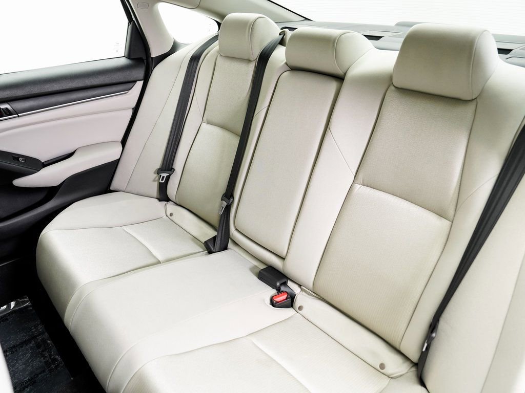 Used 2018 Honda Accord LX image 23
