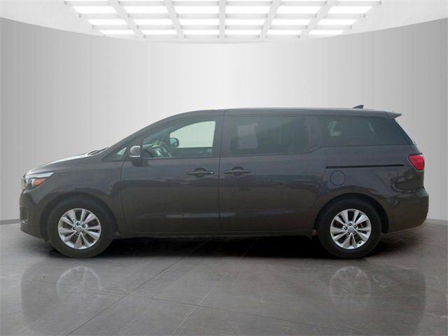 Used 2018 Kia Sedona LX image 7